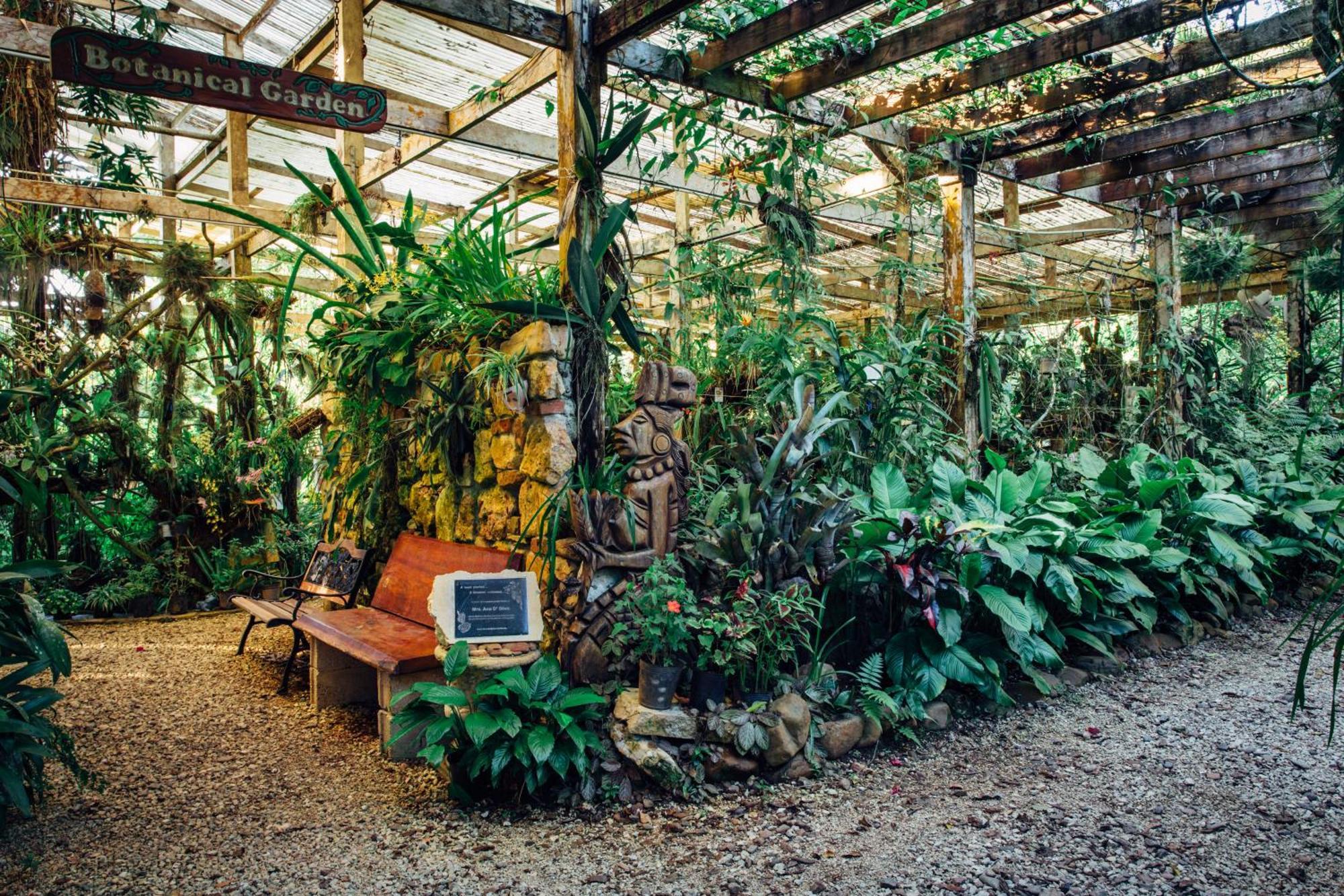 Ian Anderson Caves Branch Jungle Lodge Belmopan Zewnętrze zdjęcie